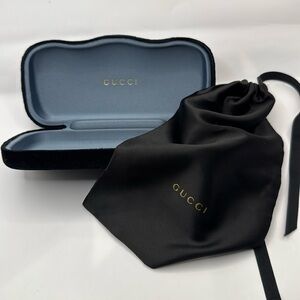 STUNNING excellent condition Gucci Sunglasses Case and Drawstring Bag